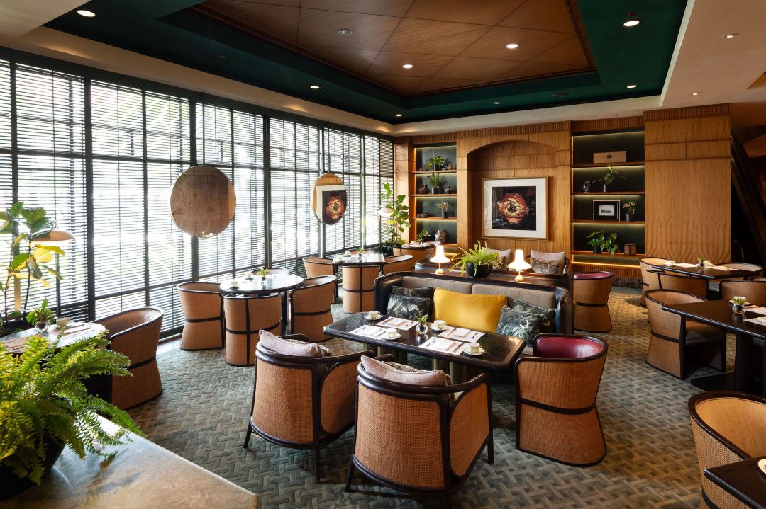 1mc5f12000dw6ye1802f6_1080_1080_10_r5_d5