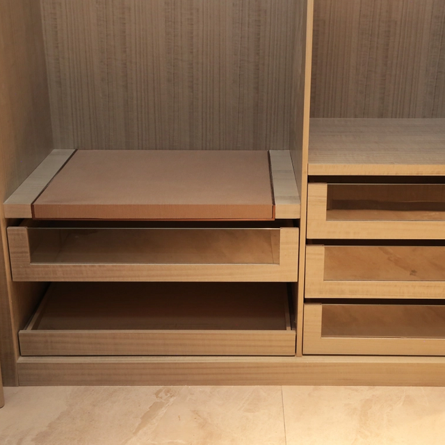 ការប្តូរគ្រឿងសង្ហារឹមគ្រឿងសង្ហារៀលសណ្ឋាគារពហុដែលគ្មានអំណោយសមរម្យ