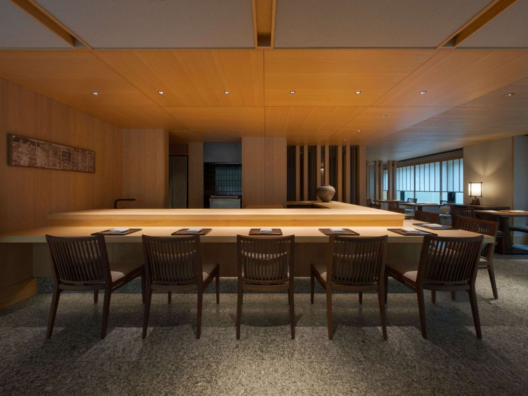 0223Y12000f66hi3Nc4C4_1080_1080_r5_d5